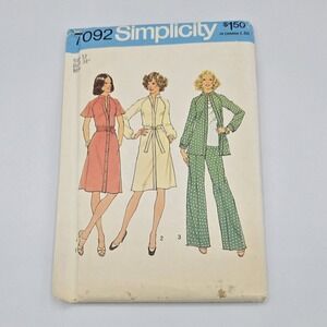 NEW Vtg 1975 Simplicity # 7092 Sz 12 Bust 34 Misses Dress or Top and Pants Uncut